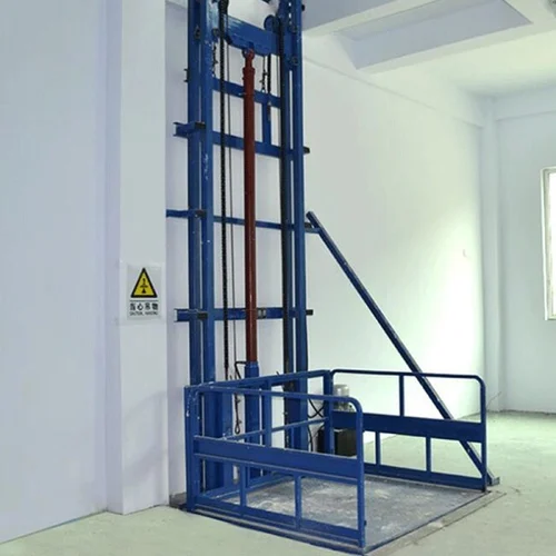 warehouse-cargo-lift-500x500